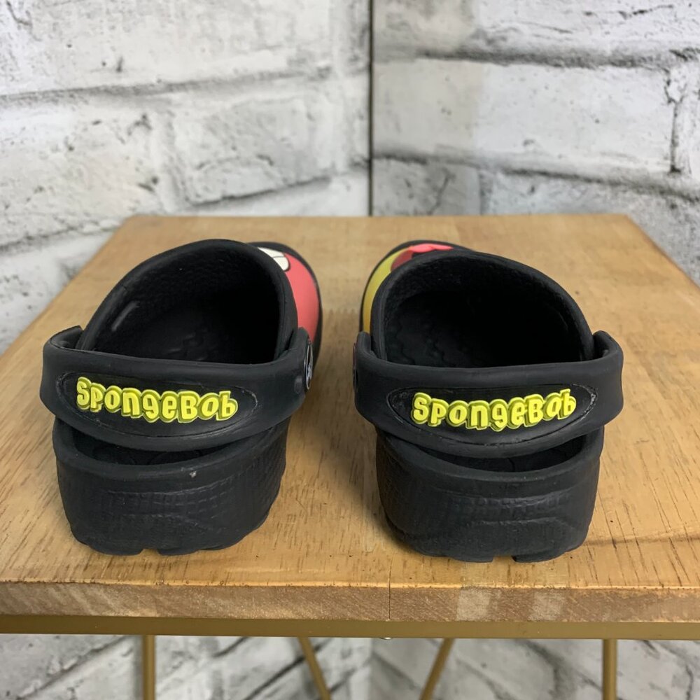 Crocs x SpongeBob SquarePants Nickelodeon Classic Clogs Toddlers 4C5 Beach Shoes - Picture 8 of 8